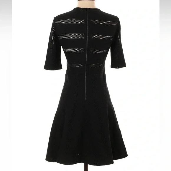 Rag & Bone Women's Fit & Flare Eyelet Black Knit Short Sleeve Dress Size 2 - Picture 3 of 7